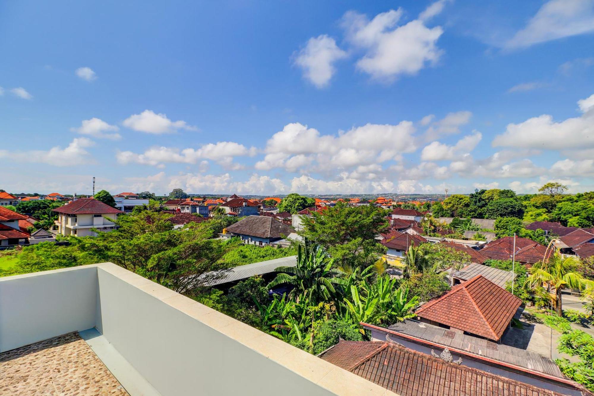 Collection O Bali Near Kedonanan Beach Formerly New Asta Graha Homestay Jimbaran (Bali) Bagian luar foto